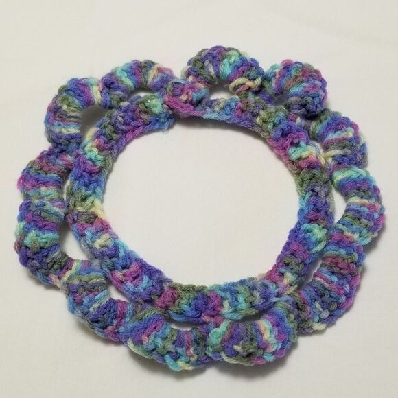 Handmade Crochet Peter Pan Collar Necklace Multicolor Pastel Statement Accessory - Picture 6 of 8